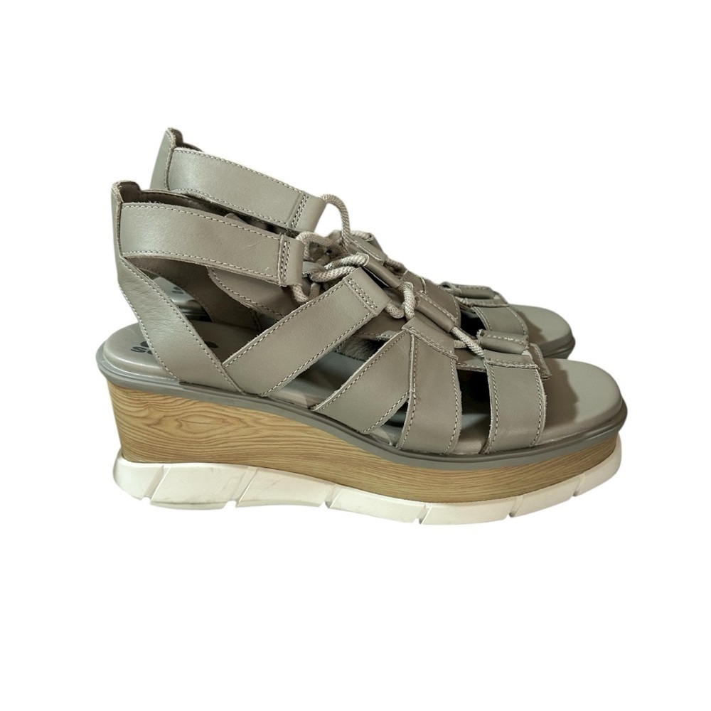Sorel women’s Joanie III lace-up wedge sandals size 9 gray